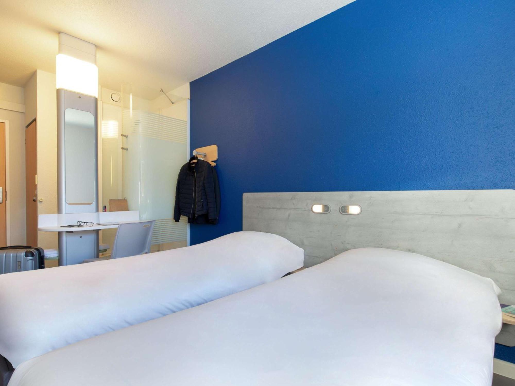 Ibis Budget Saint-Maximin Saint-Maximin-la-Sainte-Baume Exterior foto
