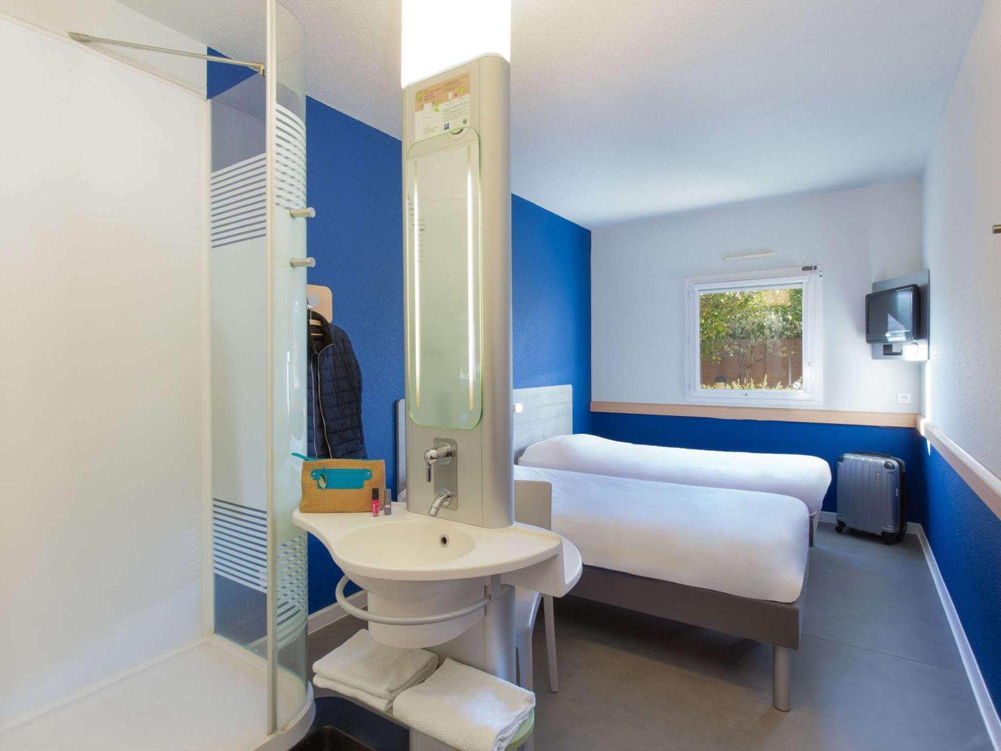 Ibis Budget Saint-Maximin Saint-Maximin-la-Sainte-Baume Exterior foto