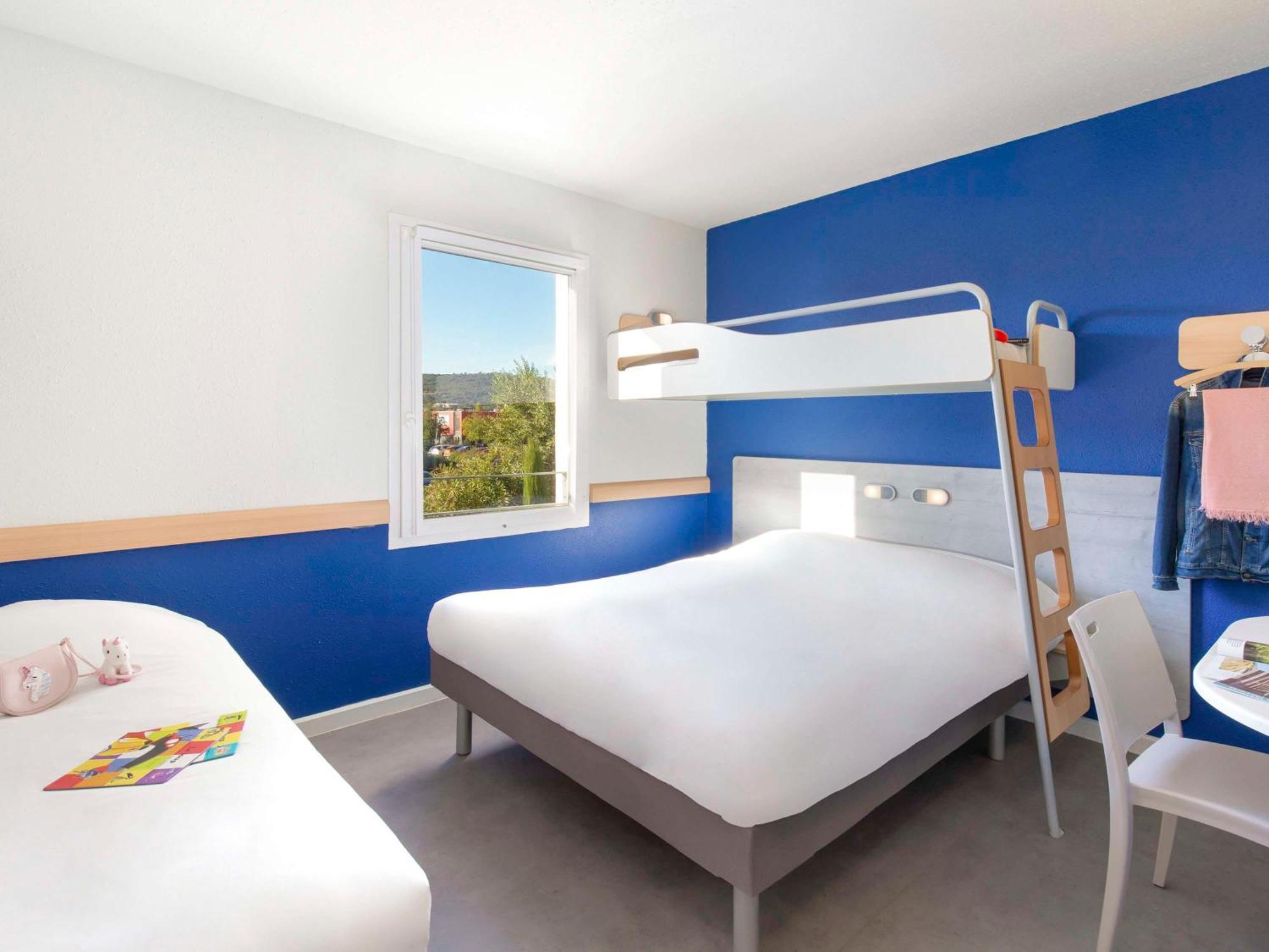 Ibis Budget Saint-Maximin Saint-Maximin-la-Sainte-Baume Exterior foto