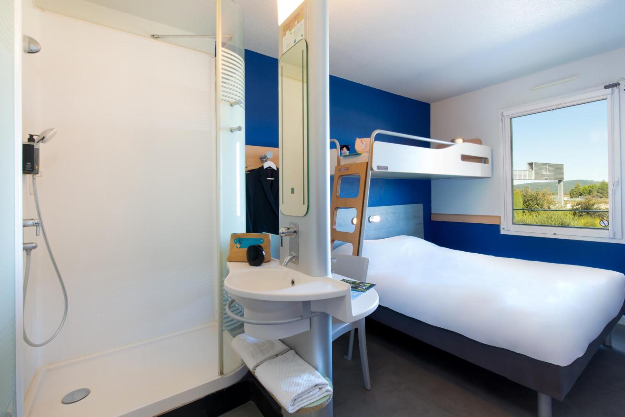 Ibis Budget Saint-Maximin Saint-Maximin-la-Sainte-Baume Exterior foto
